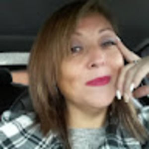 Meet your Posher, Gloria